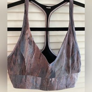 Lululemon bra, size 4/6